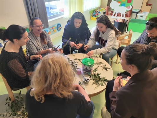 RADIONICA PLETENJA MASLINOVIH GRANČICA