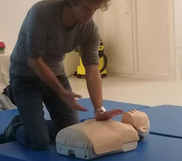 EDUKACIJA PRVE POMOĆI ZA DJELATNIKE DJEČJEG VRTIĆA „KADUJICA“